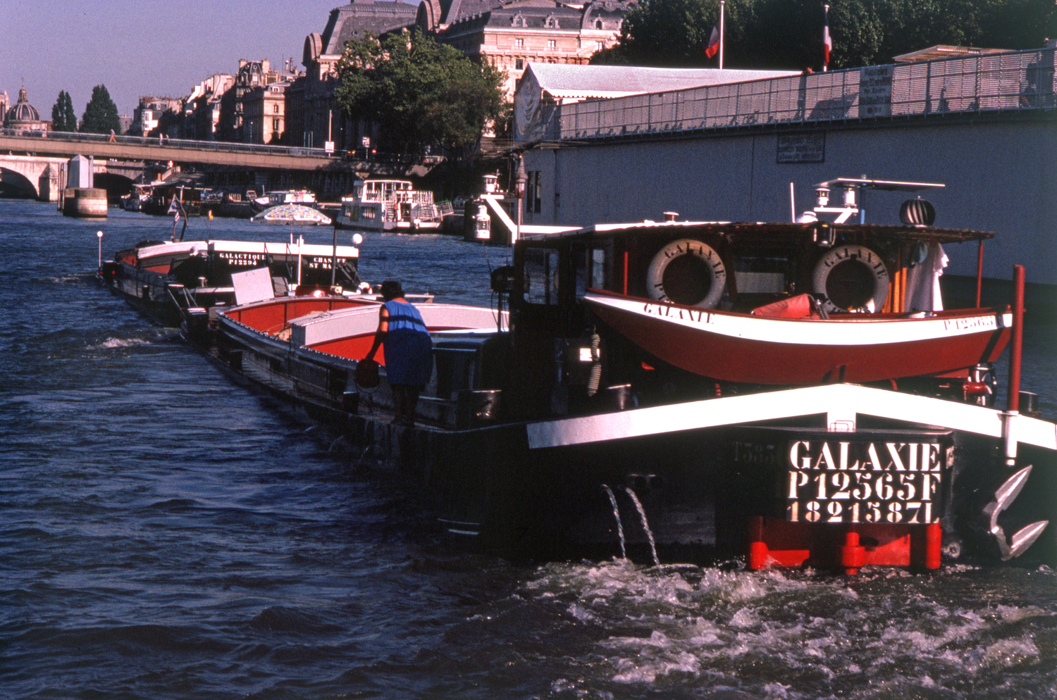 Boat on the Seine