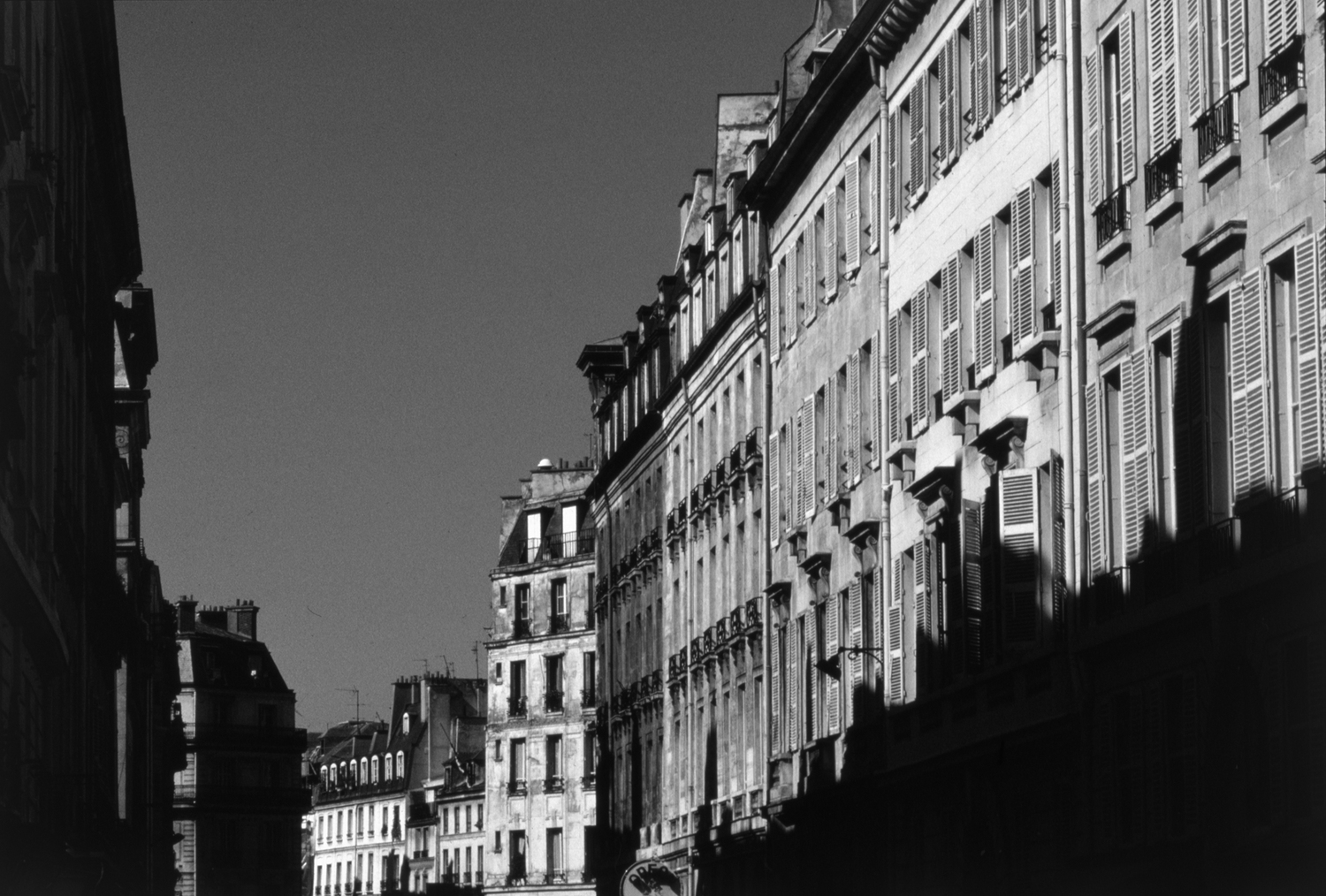 Graphic Architecture in Paris